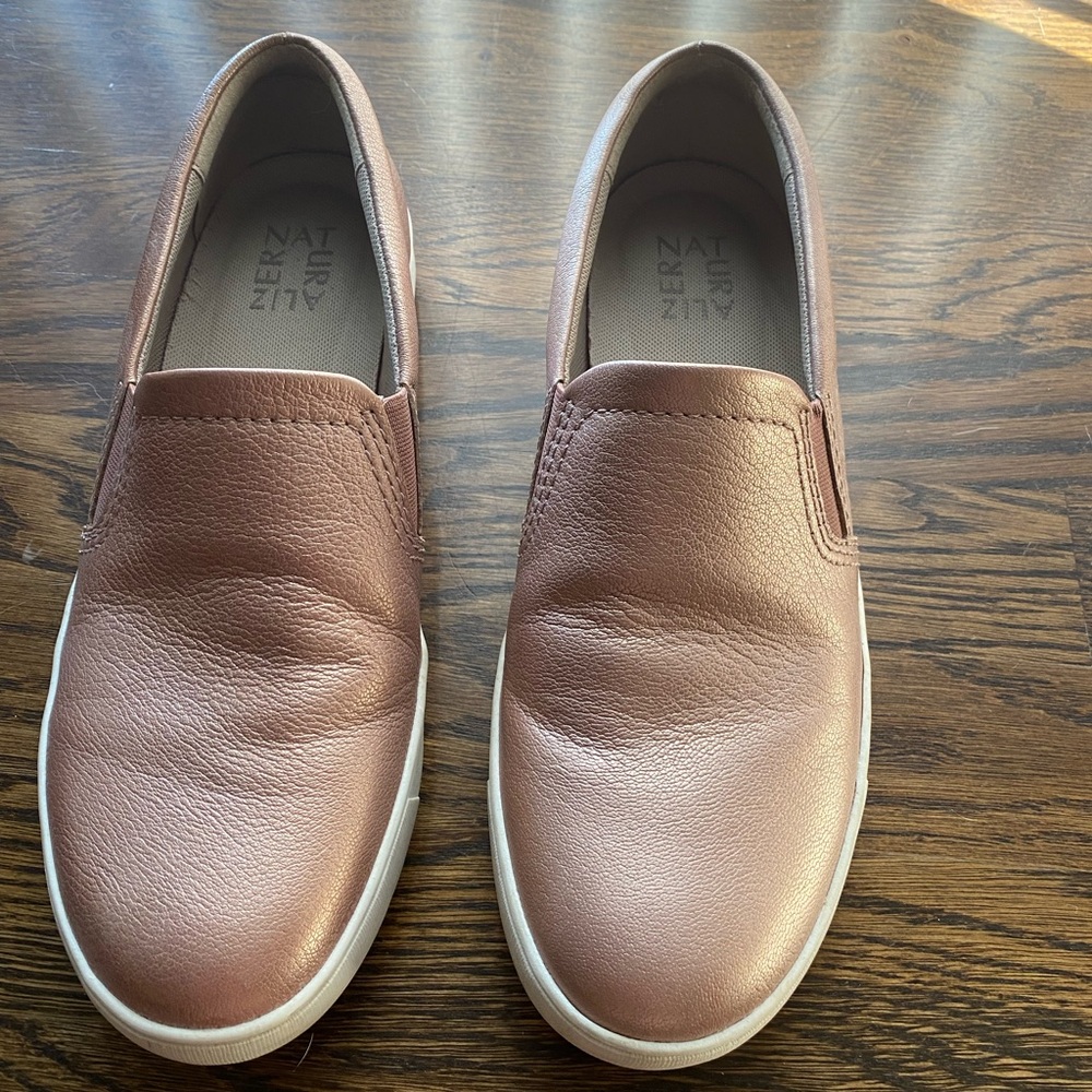 Naturalizer Marianne Slip On size 9